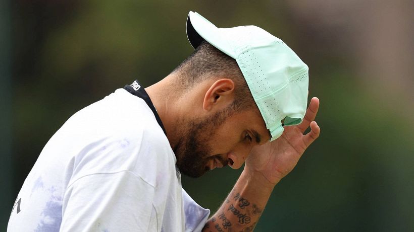 Wimbledon 2022, Kyrgios rischia grosso: denunciato dalla ex