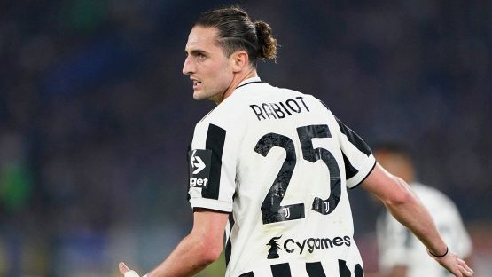 Juve, cessione Rabiot: si lavora ad un intrigante scambio col Liverpool