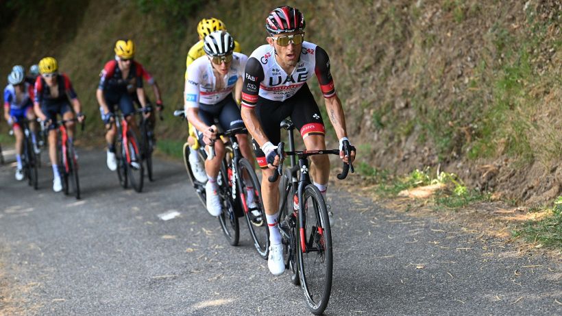 Tour de France: problema muscolare, si ritira il polacco Majka