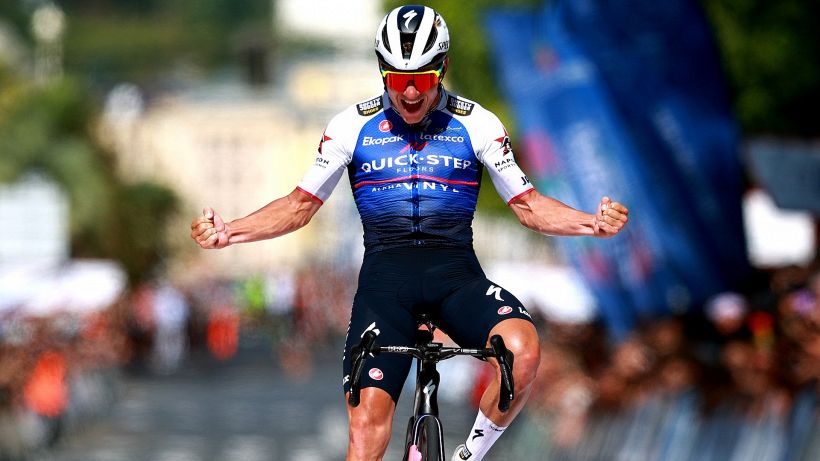 Classica San Sebastian 2022: trionfo di Evenepoel