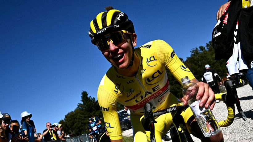 Tour de France, 10° tappa: vince Cort Nielsen, Pogacar ancora in Giallo. Manifestanti sul tracciato