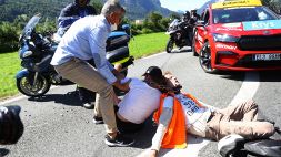 Tour de France, protestanti bloccano la 10^ tappa: il motivo