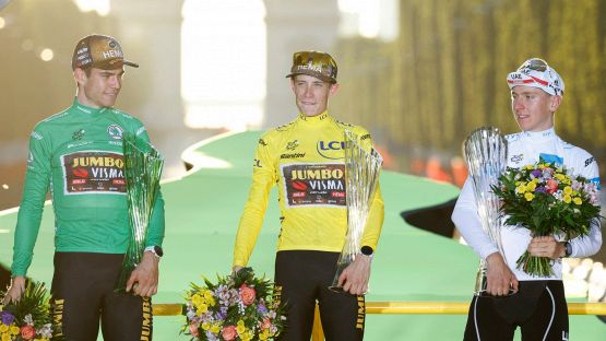 Tour de France: Vingegaard e Pogacar, lotta per la maglia gialla su un percorso ricco di insidie