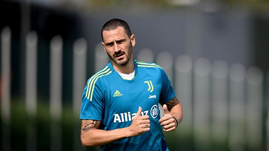 Juve, esplode il caso Bonucci dopo la panchina a Monza: bufera sul web