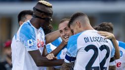 Il Napoli risponde alle altre big: 5-2 all'Hellas Verona