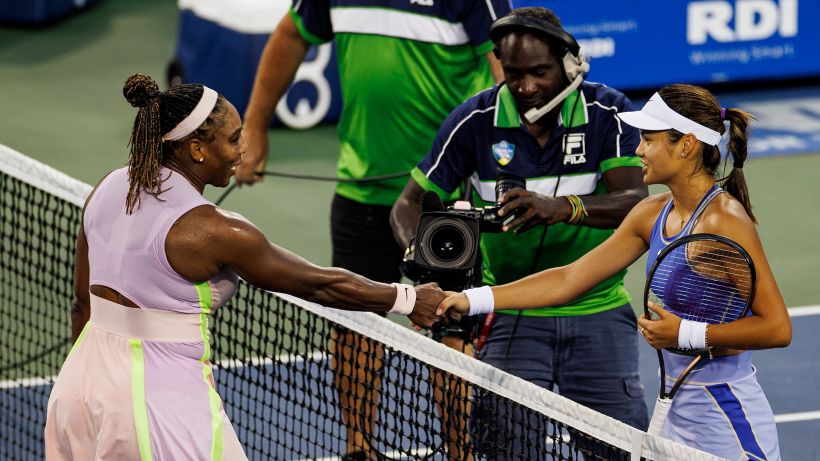 WTA 1000 Cincinnati: Raducanu spazza via Serena Williams
