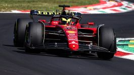 F1, Leclerc in pole a Monza: griglia sconvolta dalle penalità