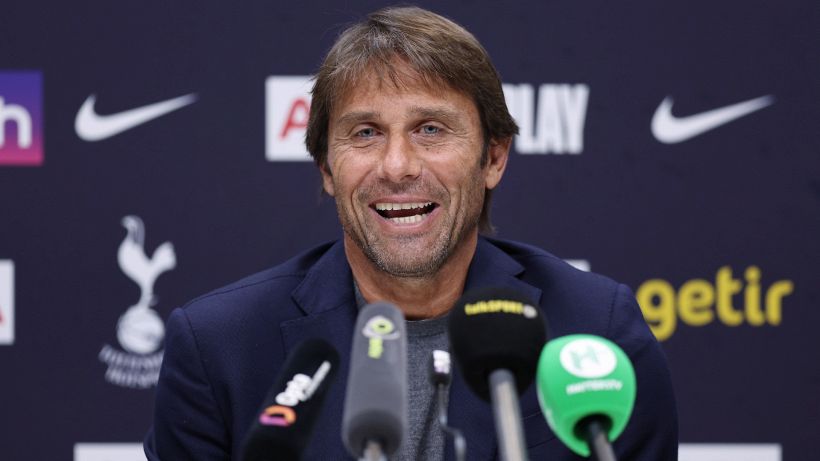 Antonio Conte alla Juve: la risposta del tecnico lascia molti dubbi