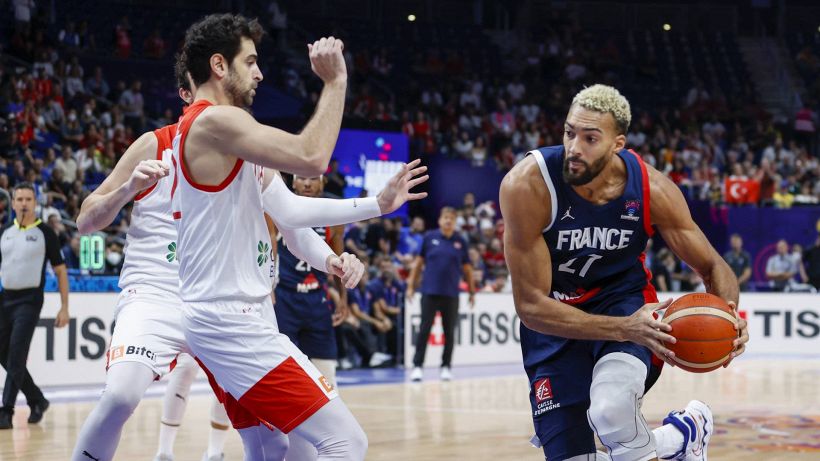 Eurobasket 2022: suicidio Turchia, la Francia passa ai quarti