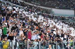 Juventus, i tifosi lanciano l’ennesimo atto di accusa: Altra scelta sbagliata