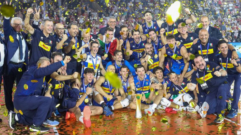 Mattarella e Malagò incoronano l’Italvolley campione del Mondo