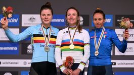 Mondiali ciclismo 2022: Van Vleuten campionessa del mondo, Persico terza