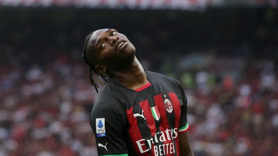 Milan, tanti problemi per Pioli che dà anche un consiglio a Leao