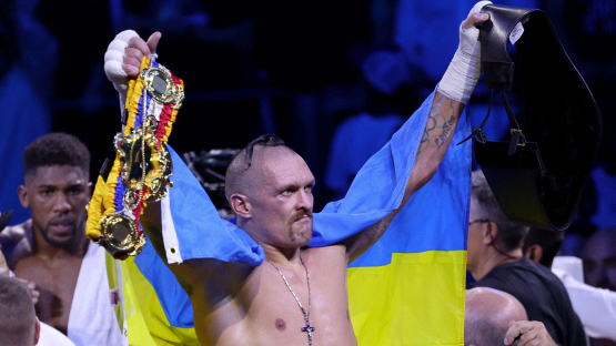 Boxe, Usyk-Fury slitta al 17 febbraio: tutta colpa delle ferite rimediate dal britannico contro Ngannou