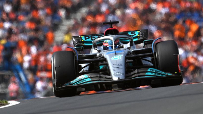 F1, Zandvoort: uno-due Mercedes nelle FP1, Verstappen fermato dal cambio