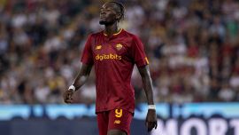 Roma, Abraham chiede scusa ai tifosi per il rendimento