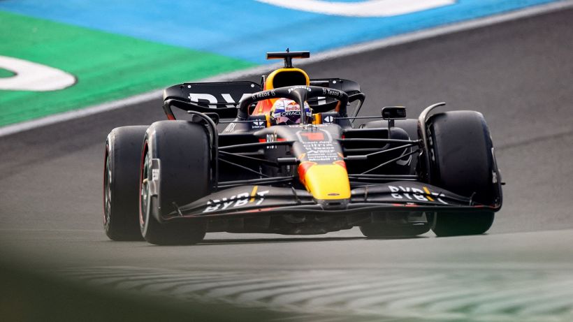 F1, Gp Olanda: Verstappen è inarrestabile, sul podio Russell e Leclerc