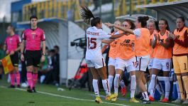 Serie A femminile - Colpaccio Roma, vittoria e vetta: Inter ko 2-1