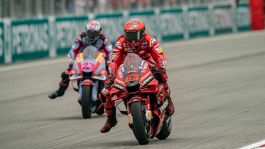 Tensione Ducati: Bagnaia vede il titolo, ma spunta una polemica interna