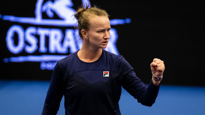WTA Ostrava, vince Krejcikova: Swiatek ko in finale