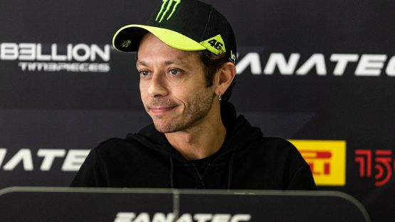 Valentino Rossi e Bmw decidono di fare sul serio: c'è l'annuncio