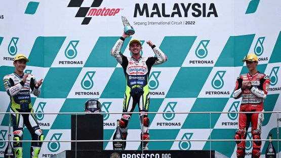 Moto3, vince lo scozzere McPhee: Foggia chiude sesto
