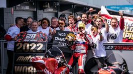 Moto3, Izan Guevara campione del mondo