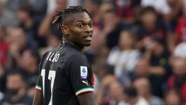 Duello Napoli-Milan: meglio Kvara o Leao? Il dualismo sul più forte della A scatena il web