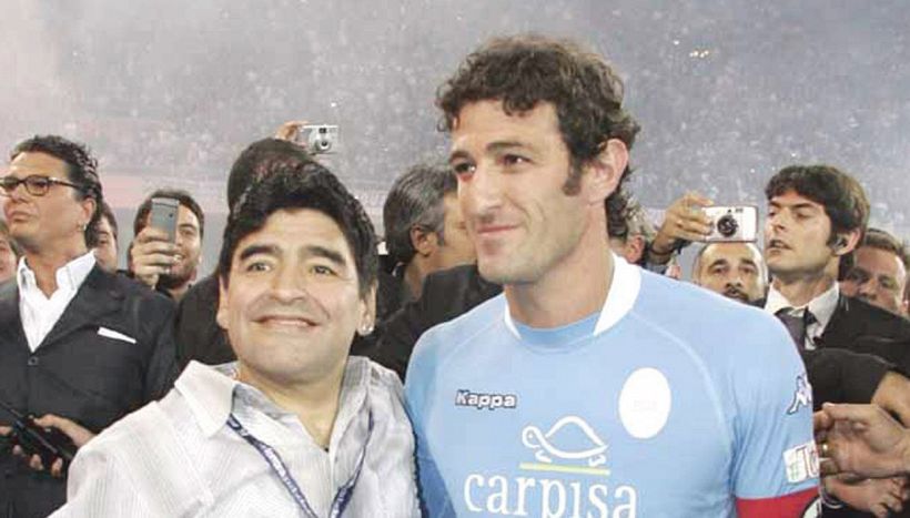 Ciro Ferrara emoziona: parte per rendere omaggio a Diego Armando Maradona. La lettera struggente