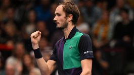 ATP 500 Vienna: vince Medvedev, demolito Shapovalov