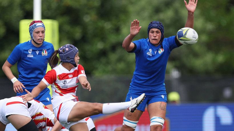 Rugby, le Azzurre battono il Giappone 21 a 8 e accedono ai quarti del Mondiale
