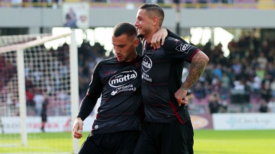 Serie A, la Salernitana trionfa ed è 9°. Lo Spezia non vince più