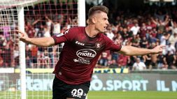 La Salernitana si rialza: 2-1 all'Hellas Verona con Piatek e Dia