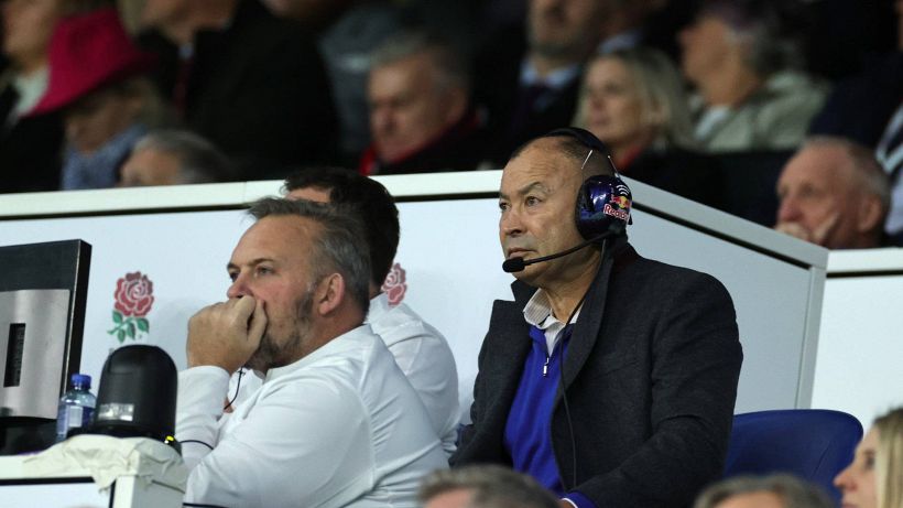 Rugby, Eddie Jones sulla graticola