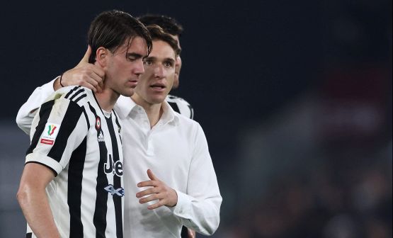Juventus, Chiesa e Vlahovic sono un caso: l'incubo per Allegri continua