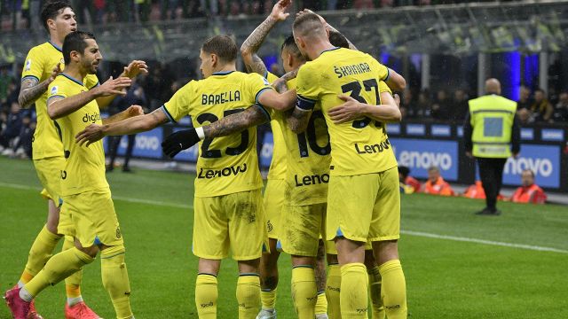 Serie A, l'Inter si scatena: sei gol al Bologna