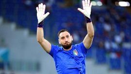 Caso Donnarumma non finisce qui, la polemica continua dopo i fischi di San Siro