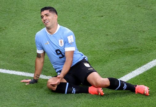 Luis Suarez: il pistolero uruguaiano con il vizio del gol e dei “morsi”