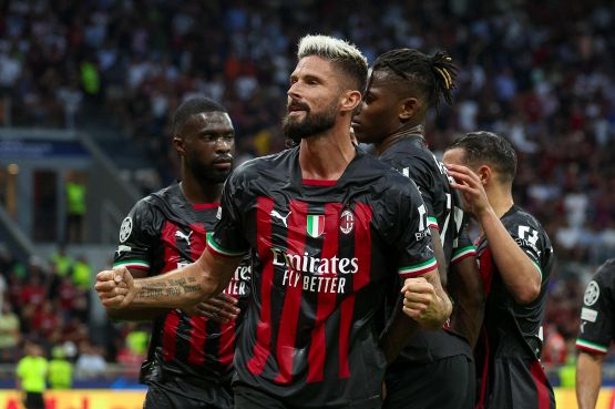 Champions League: Milan agli ottavi, i tifosi esaltano il comandante silenzioso