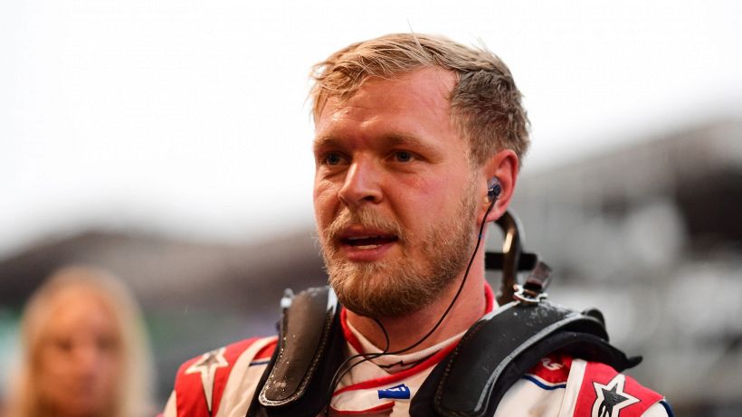 F1, Magnussen incredulo dopo la prima pole in carriera