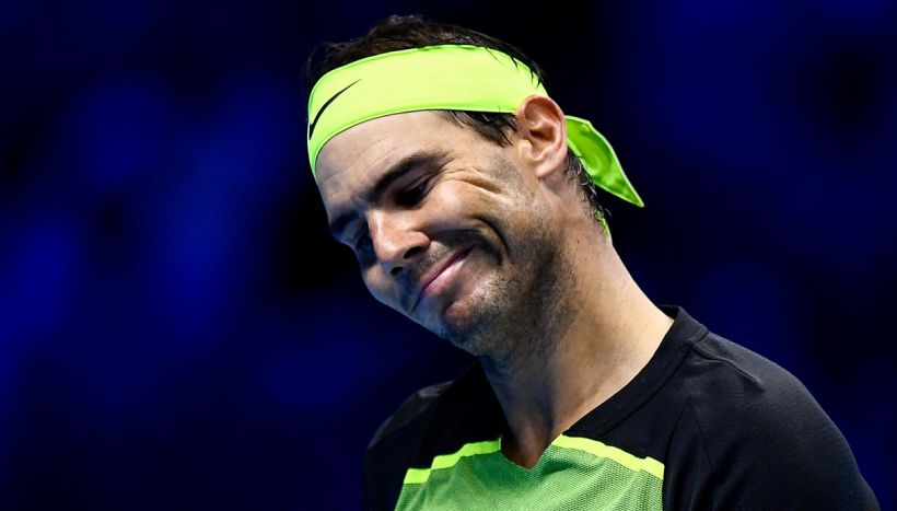 Tennis Australian Open, Nadal annuncia il forfait per un problema muscolare: i tempi di rientro