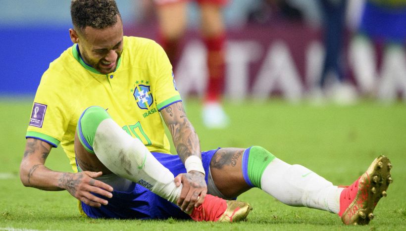 Mondiali Qatar 2022: Brasile, tutto da rifare: Neymar e Danilo fuori almeno fino agli ottavi