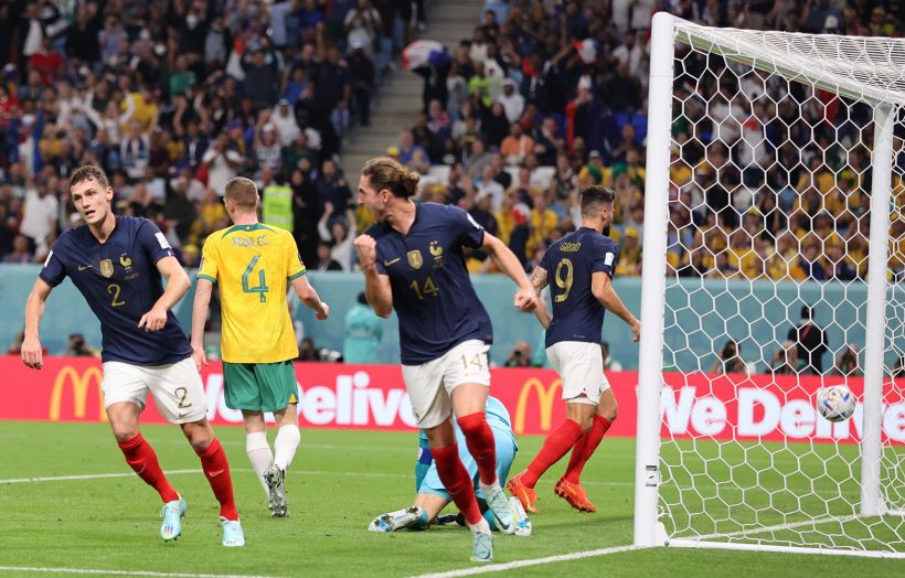 Mondiali, Francia-Australia 4-1: Rabiot trascinatore, il web bianconero si divide