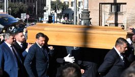 I funerali di Sinisa Mihajlovic: amici e rivali rendono l'ultimo omaggio