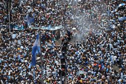 Mondiali, Argentina: la festa è arriva a Buenos Aires: folla in delirio