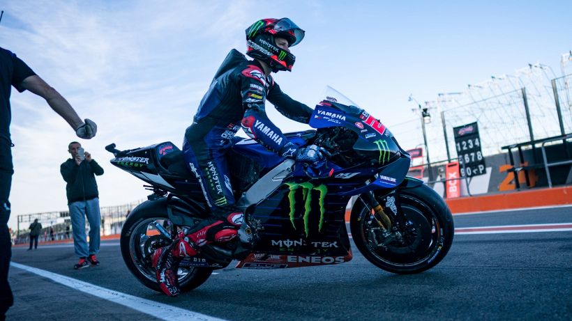 MotoGP: Yamaha al lavoro sul motore, Quartararo si rompe la mano