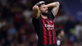Milan, rinnovi in alto mare: in attesa di Leao scoppia il caso Giroud