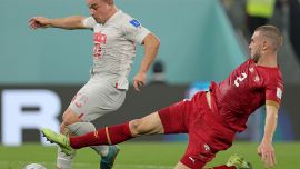 Mondiali, Svizzera avanti tra le tensioni con la Serbia: gesto plateale di Vlahovic, e si sfiora la rissa