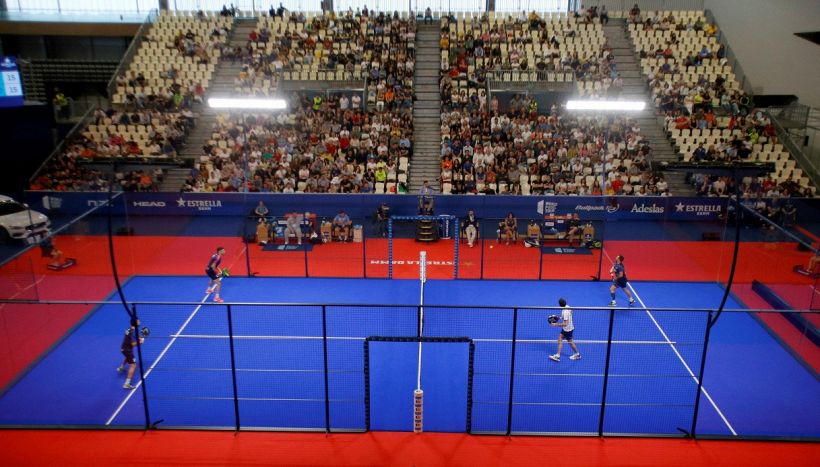 Differenze tra padel e tennis, sport simili ma diversi