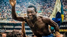 Addio Pelè, da Ronaldo il Fenomeno a Platini l’omaggio dei grandi del calcio